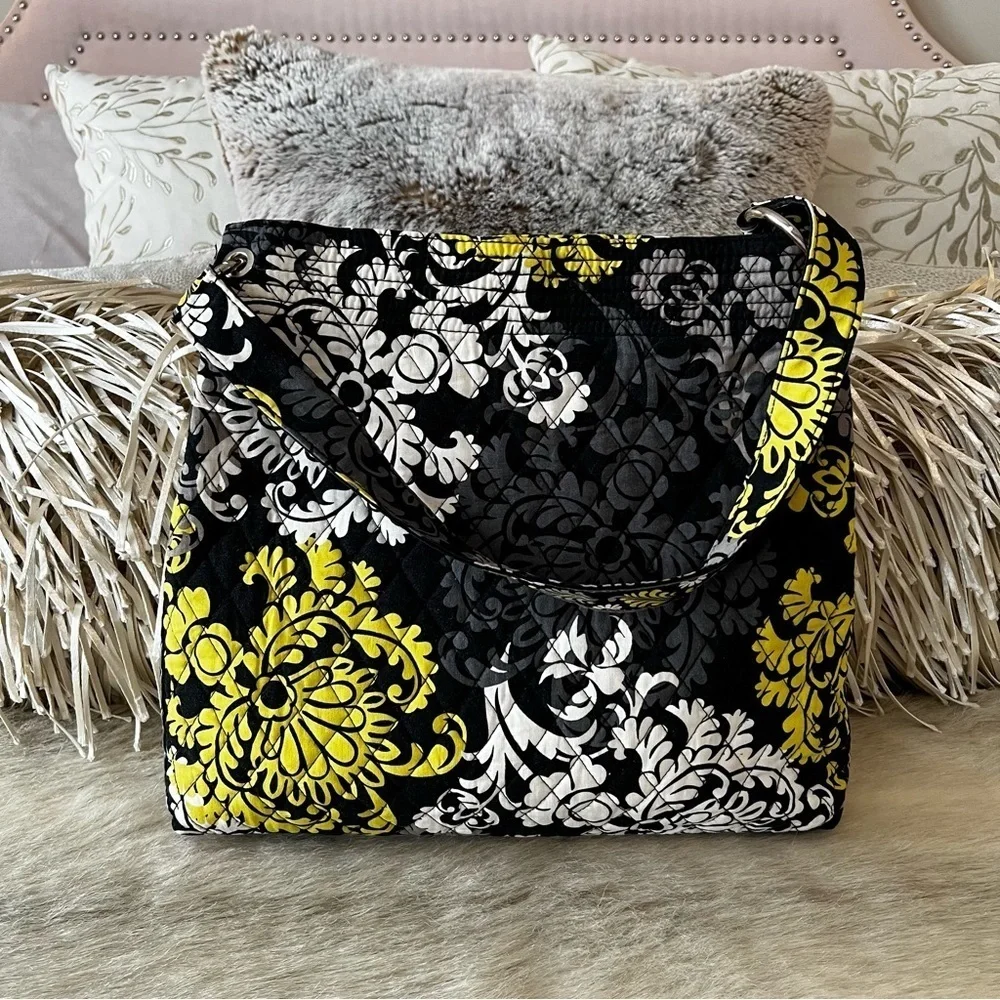 VERA BRADLEY Baroque 2010 Holiday Tote Black Yellow White Y2K 1 Strap Large